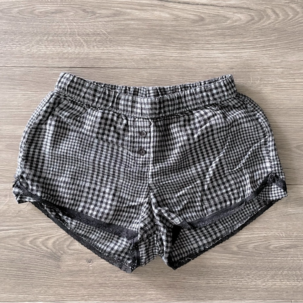 Like new La Vie En Rose Black & Grey Plaid PJ Shorts